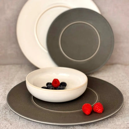 Uniq Plate flat | 4 pcs. | Anthracite | Stoneware | Made in Portugal