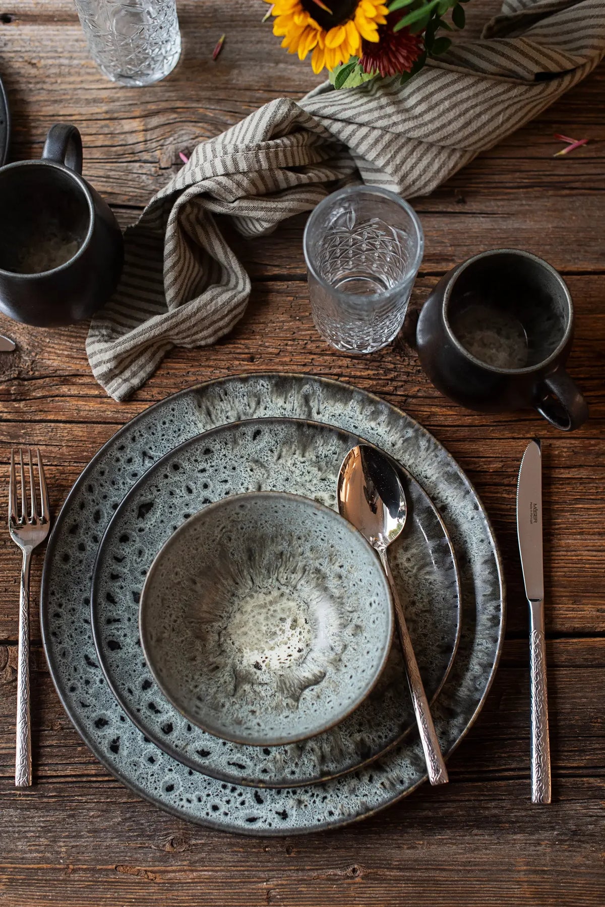 Nova Dinnerware Set | 8-piece | Grey | Stoneware | Made in Portugal